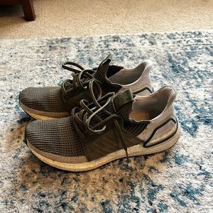 Men’s Adidas Ultraboost size 10.5